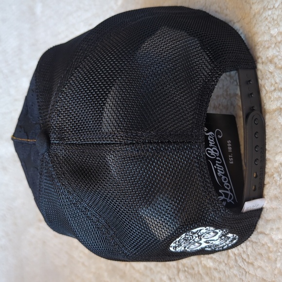 Goorin Bros Muerte Animal Farm Snapback Trucker Hat